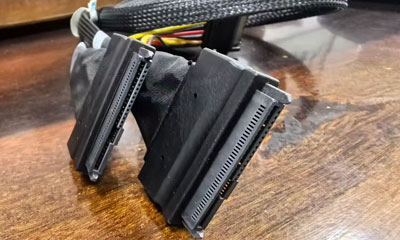 Mini SAS 5.0转双口 U.2 NVMe 高速数据与供电线束